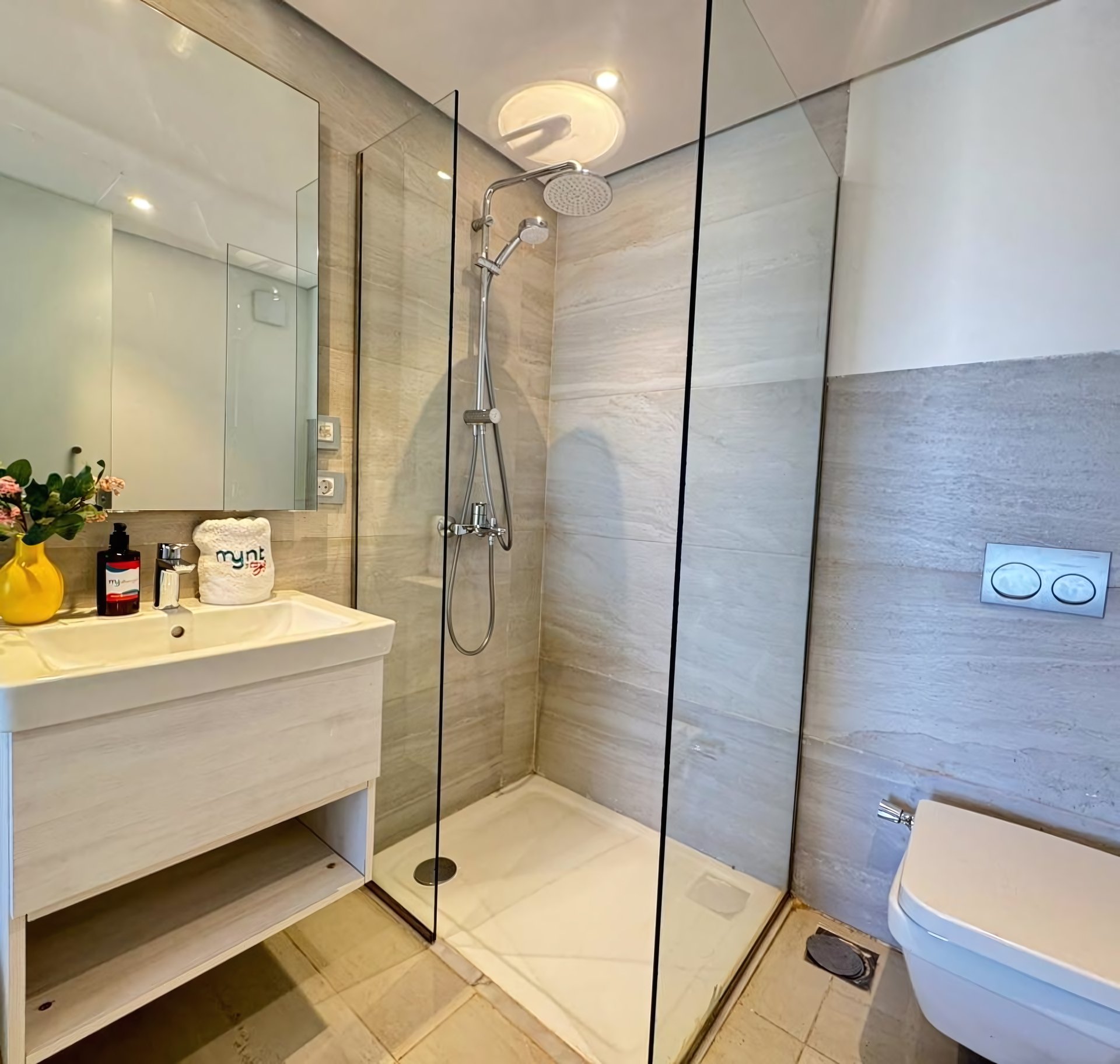 Relaxing 2BR Chalet in Fouka Bay | Elegant Side Sea View Stay — photo 6