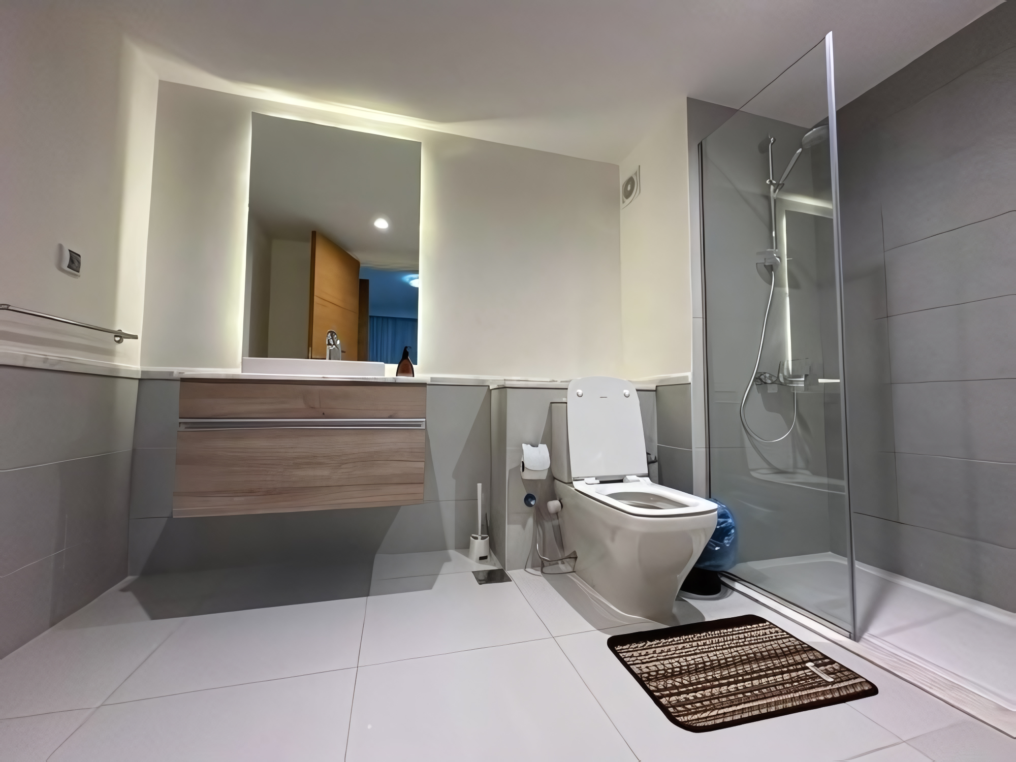Marassi North Coast Penthouse 4 Bedroom with Canal View, photo 8