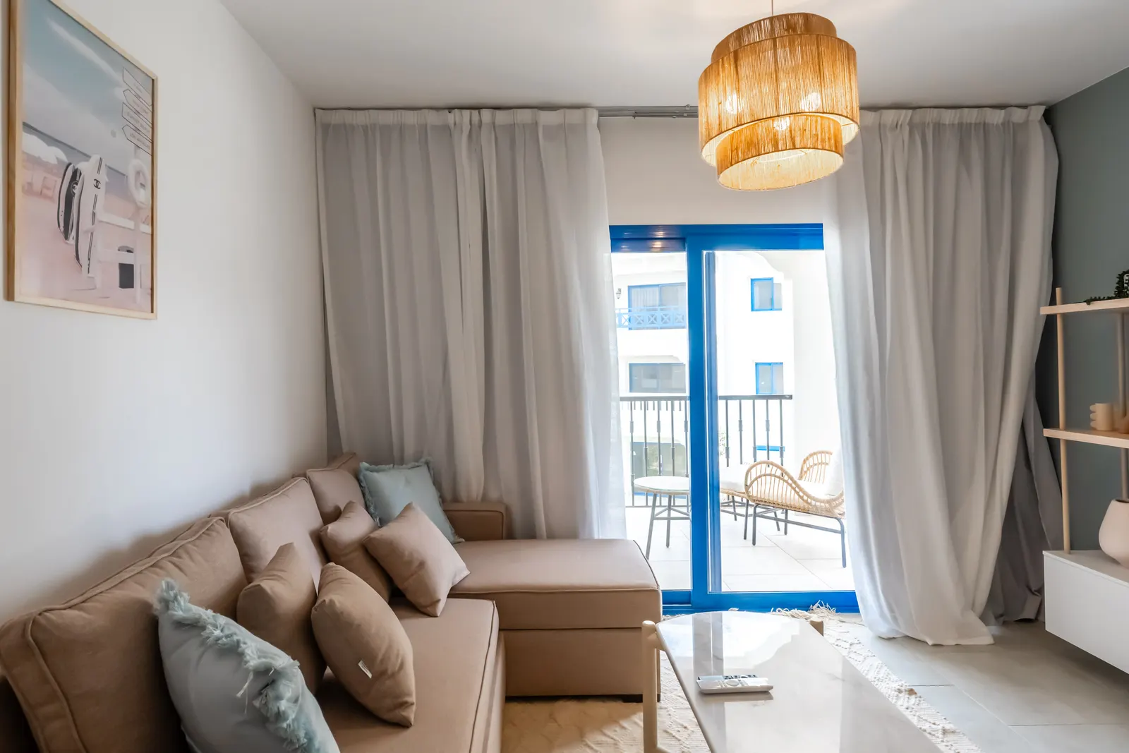 1BR | Greek