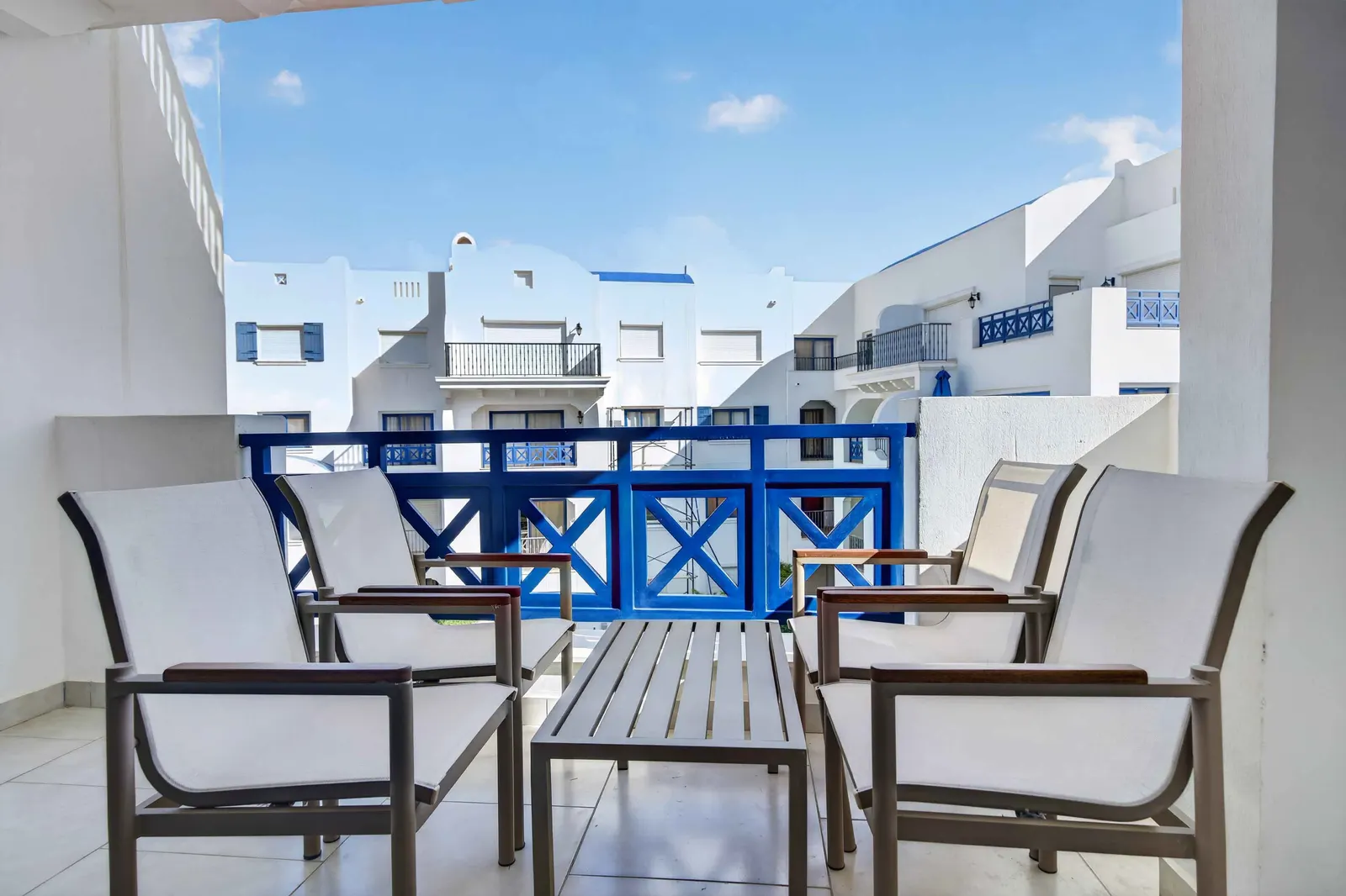 1BR · Greek Village