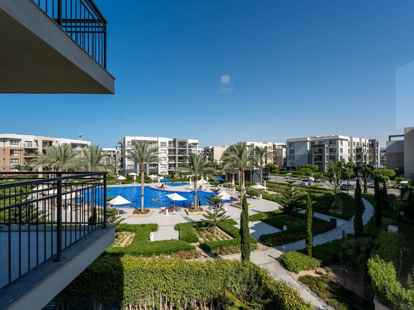 2BR Pool View | Marina