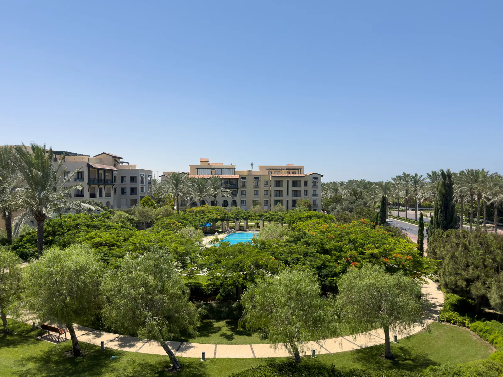 2BR Apartment | Pool View | Catania