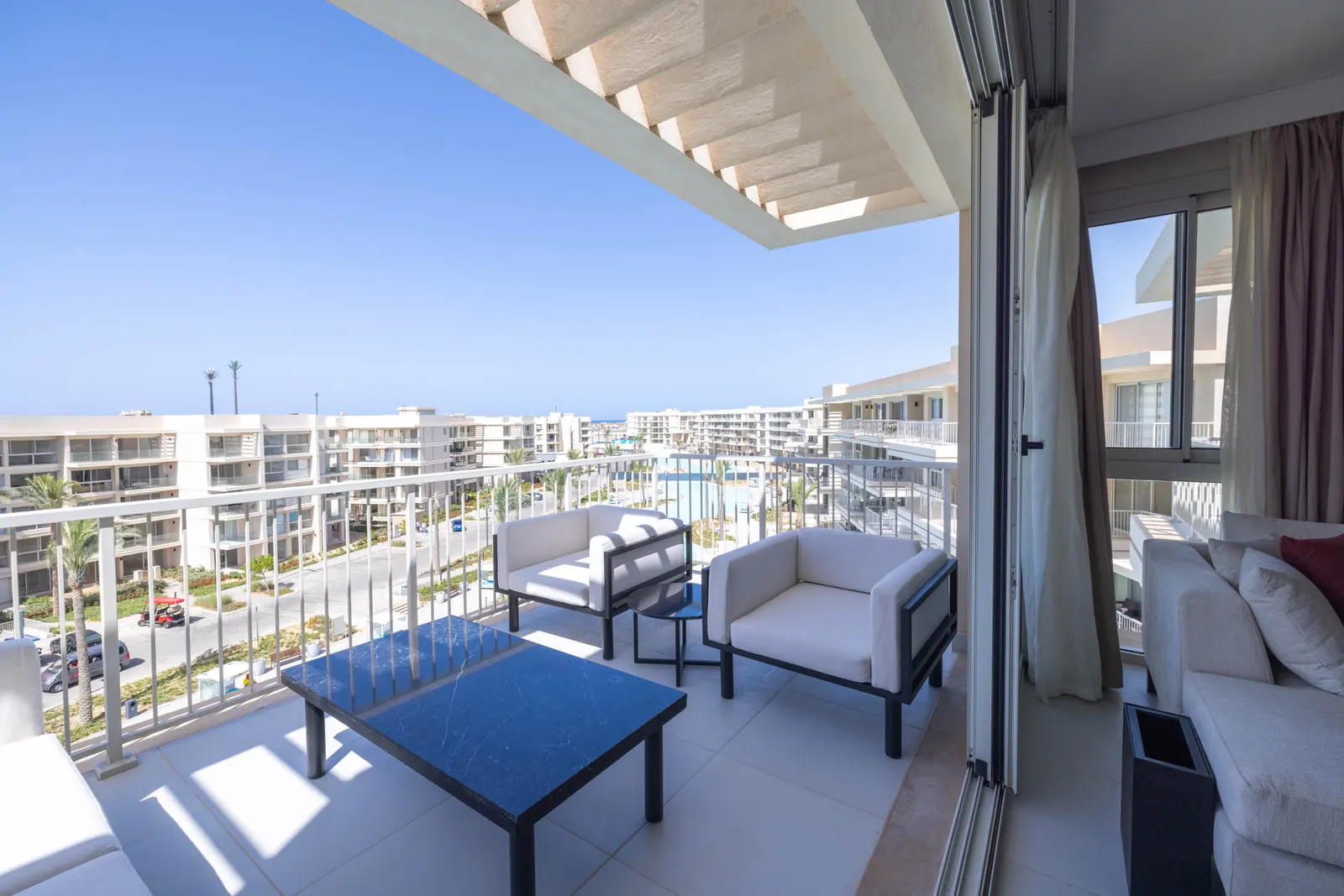3BR + Nanny Lagoon & Partial Sea view