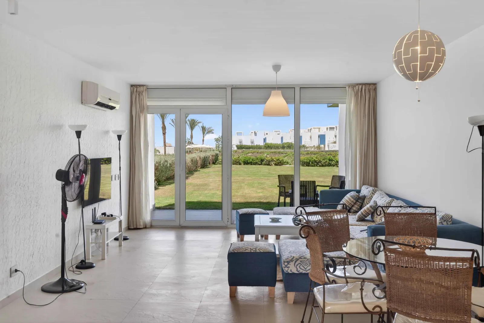 3BDR at Fouka Bay