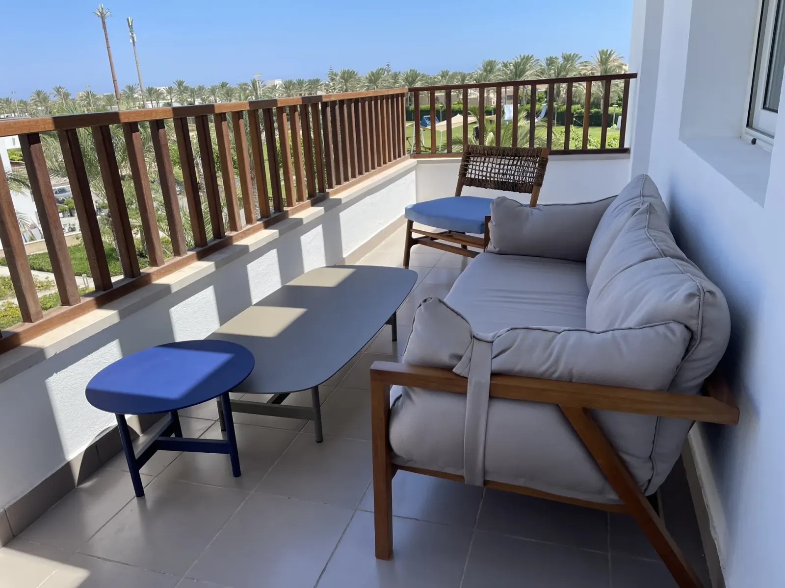 B01-S05 Beachtown 2 Bedroom Apartment