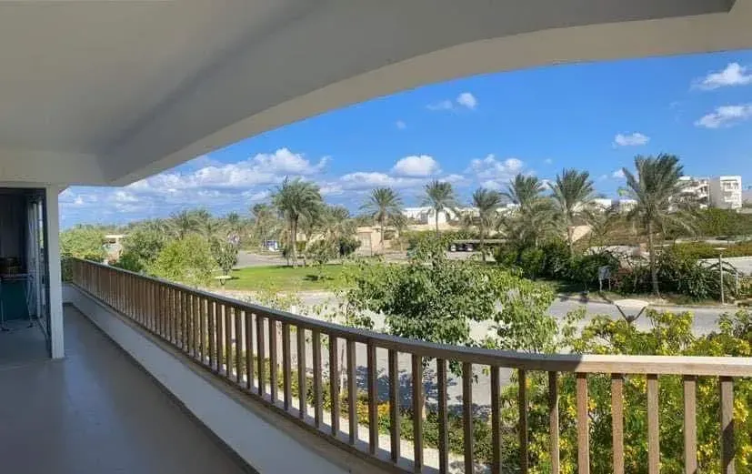 B02-F03 Beachtown 2 Bedroom Aprtament