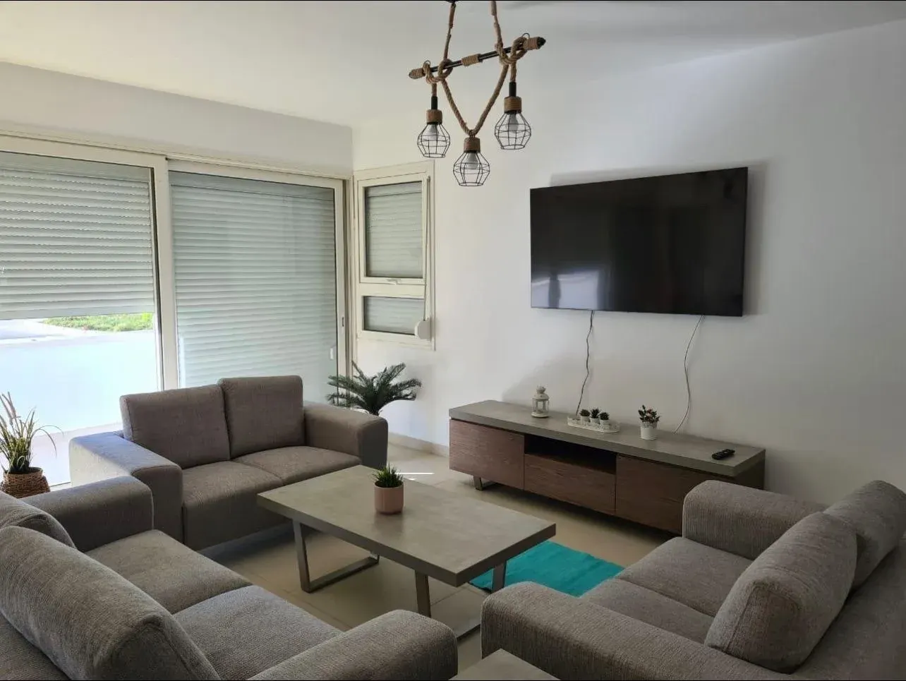 D01-G01 Beachtown 2 Bedroom + Maid’s Room Apartment