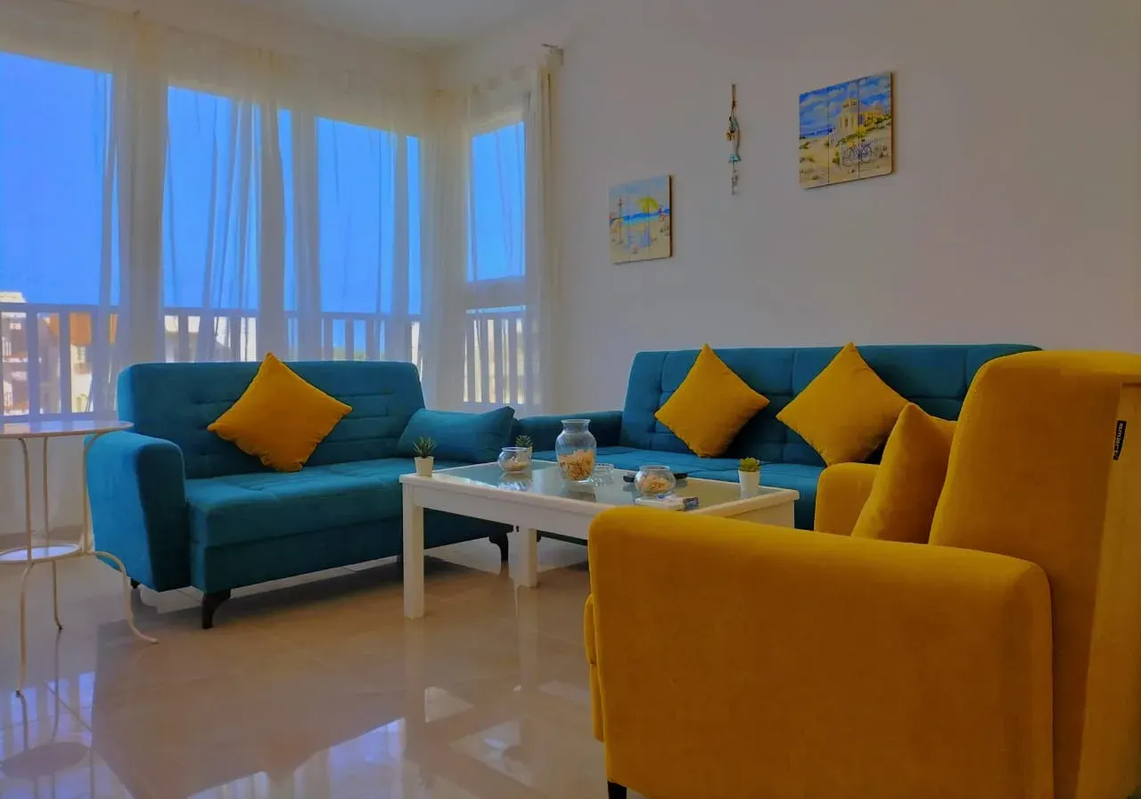 D02-S05 Beachtown 2 Bedroom Apartment