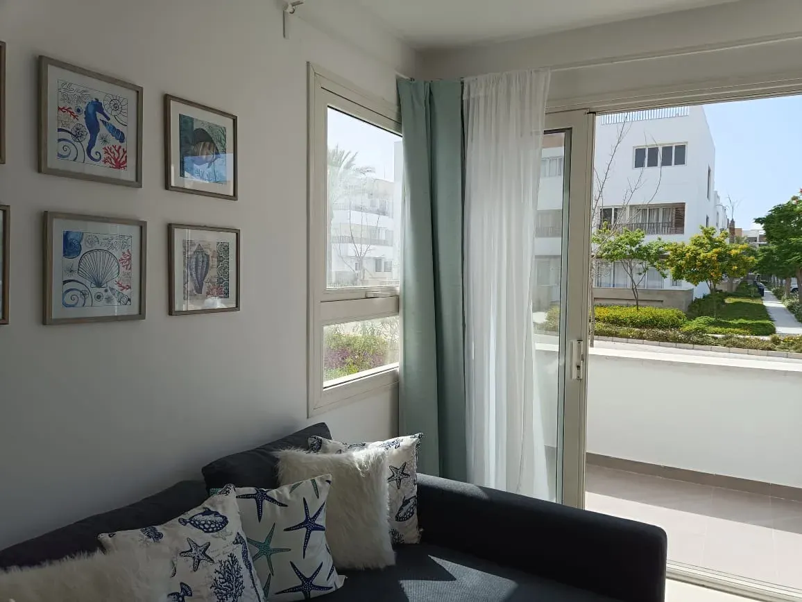 D08-G03 Beachtown 2 Bedroom Apartment
