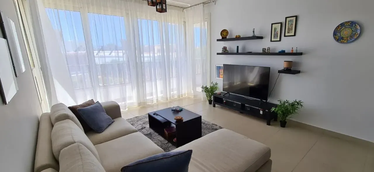 E01-F03 Beachtown 2 Bedroom Apartment