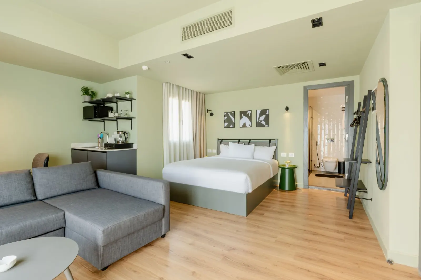 Studio With Sofa Bed In The Center Of Downtown Cairo