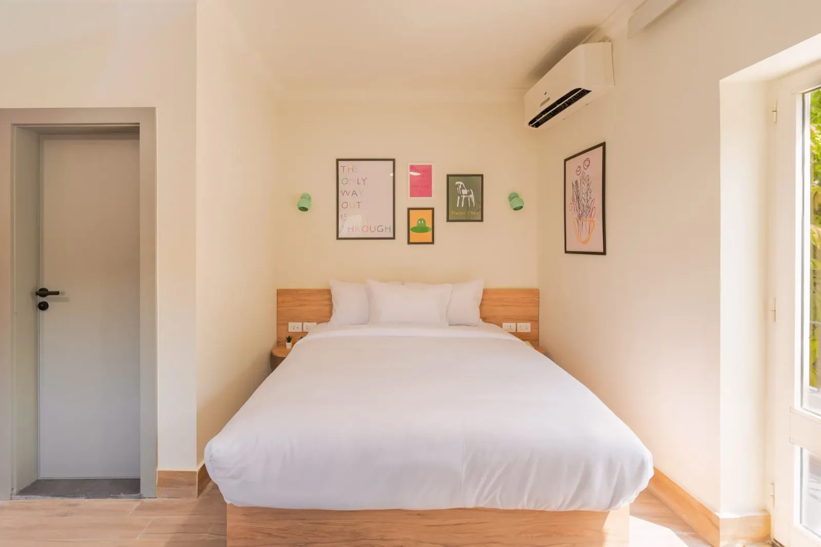 Suite with balcony
