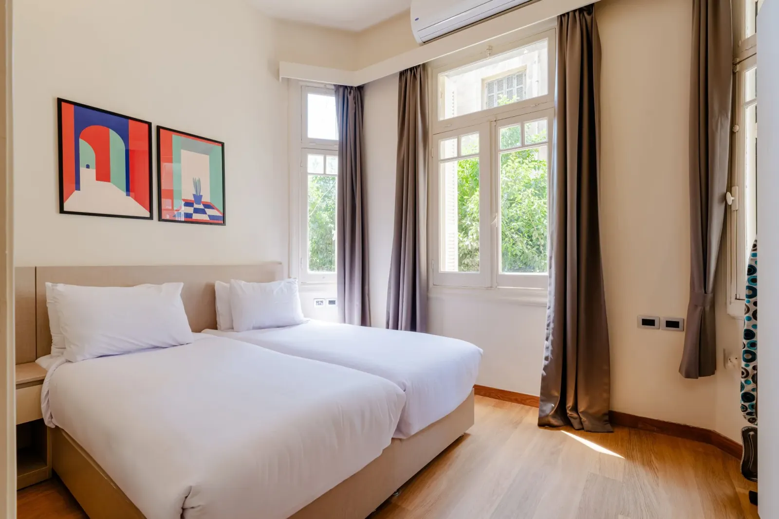Two Bedroom Apartment In The Center Of Zamalek