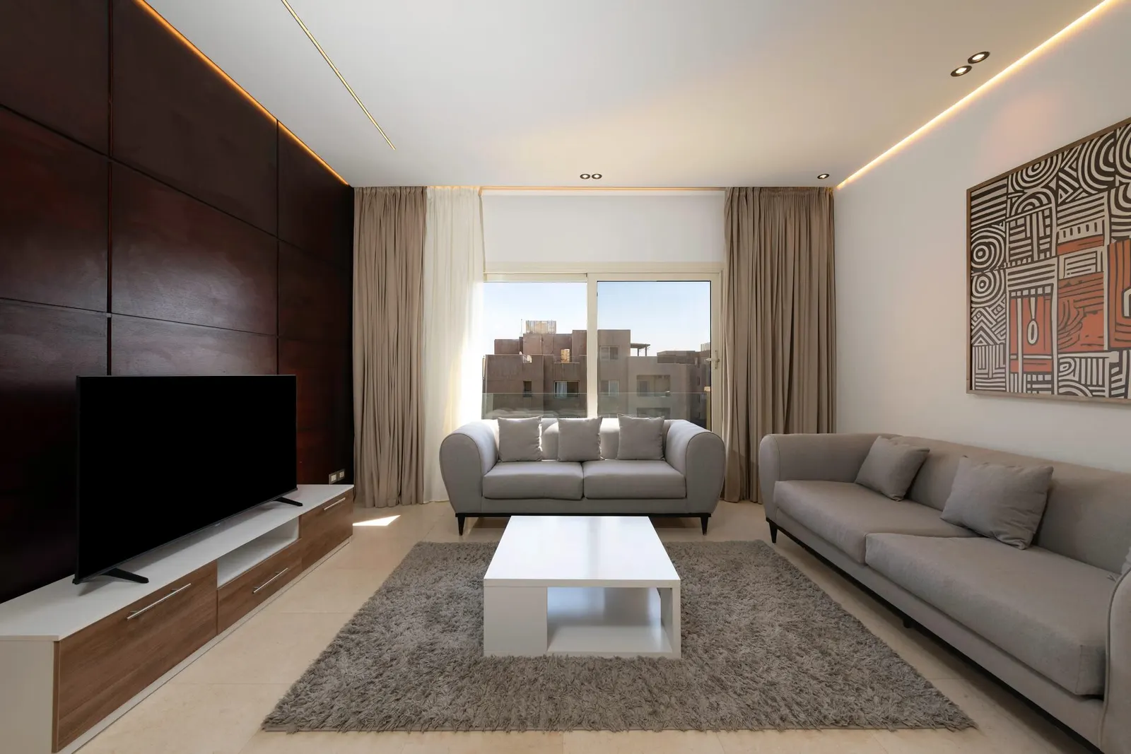 Catalina — 1-Bedroom Garden Apartment at The Village, New Cairo