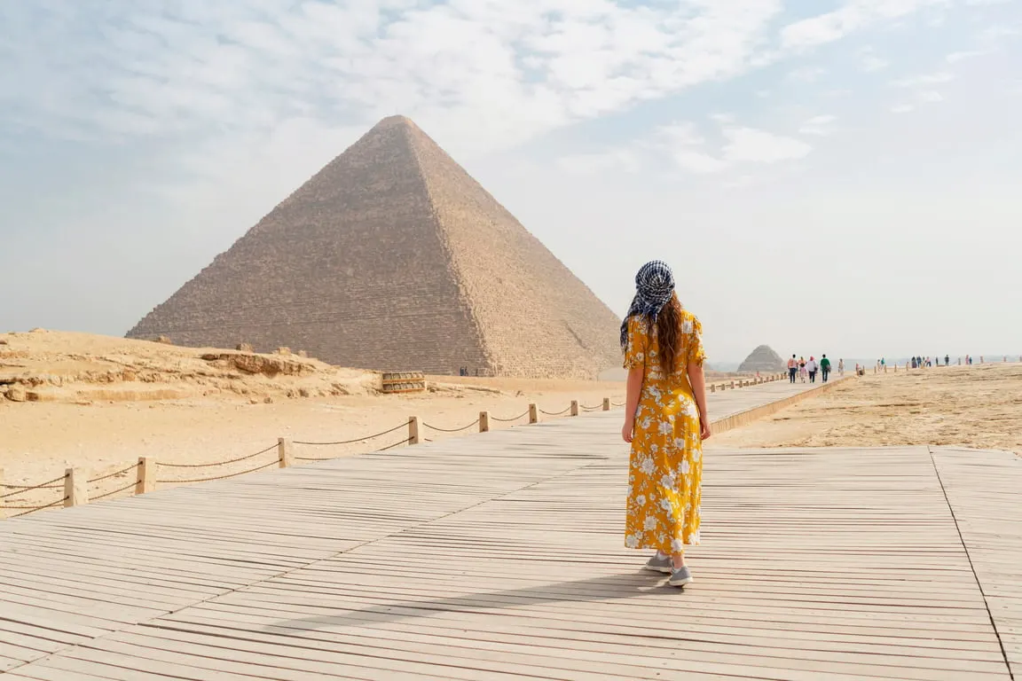Egypt 8-Days Tour Package: Cairo, Luxor, Aswan Nile Cruise & Hurghada