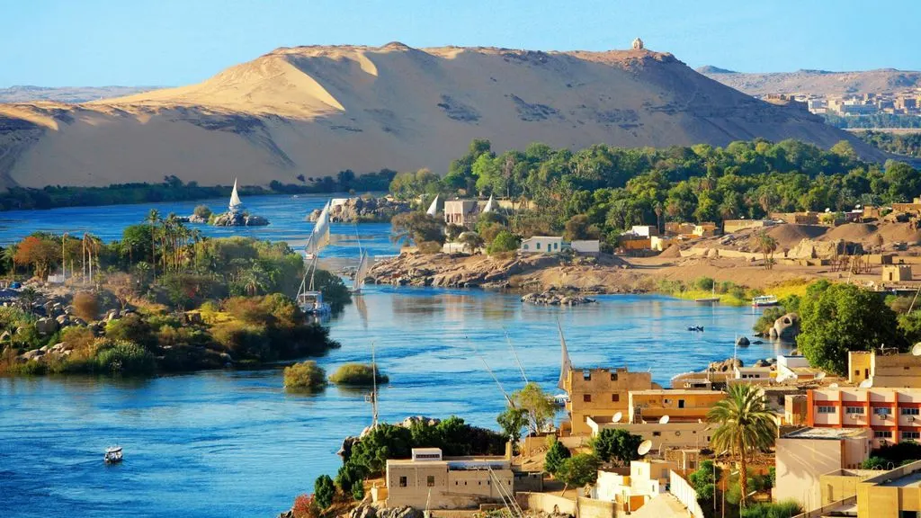 Private Day Trip from Luxor to Aswan Highlights
