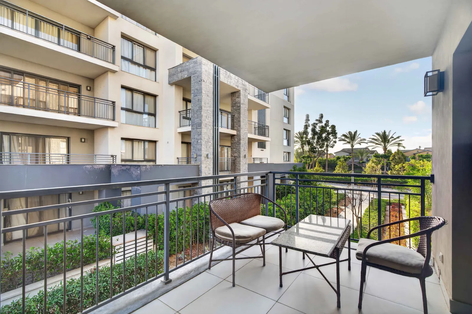 Family 2BR Apartment