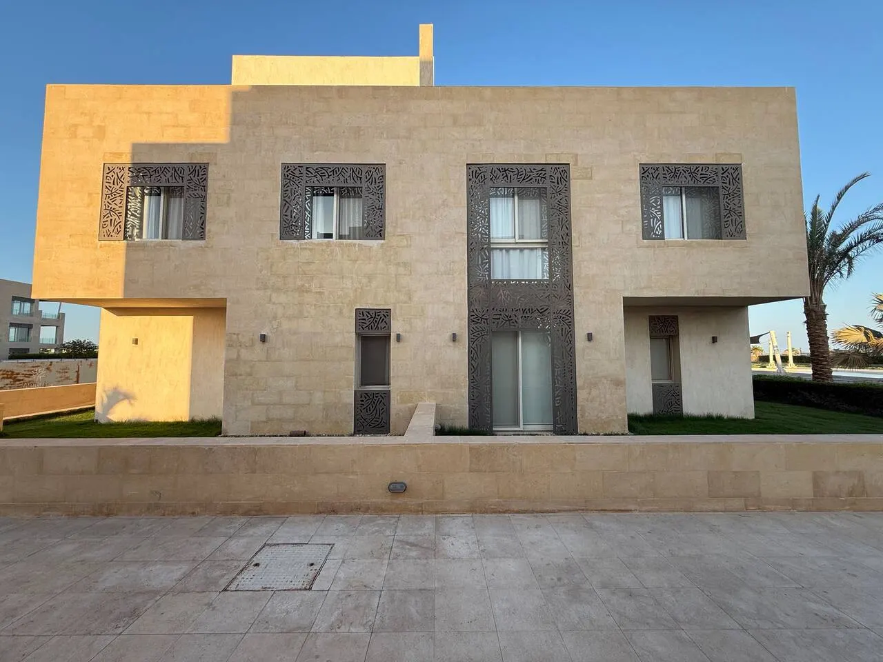 Five-Bedroom Private Villa with Pool, Roof and Nanny Room