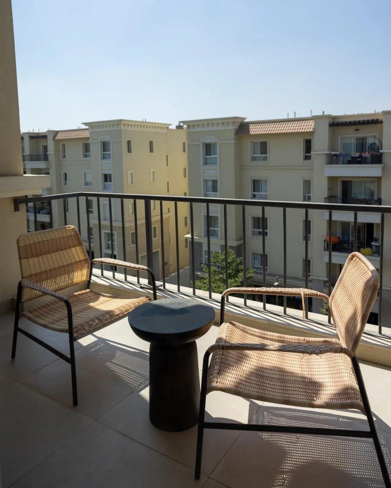 Curated 2BR Apartment – Mivida Boulevard