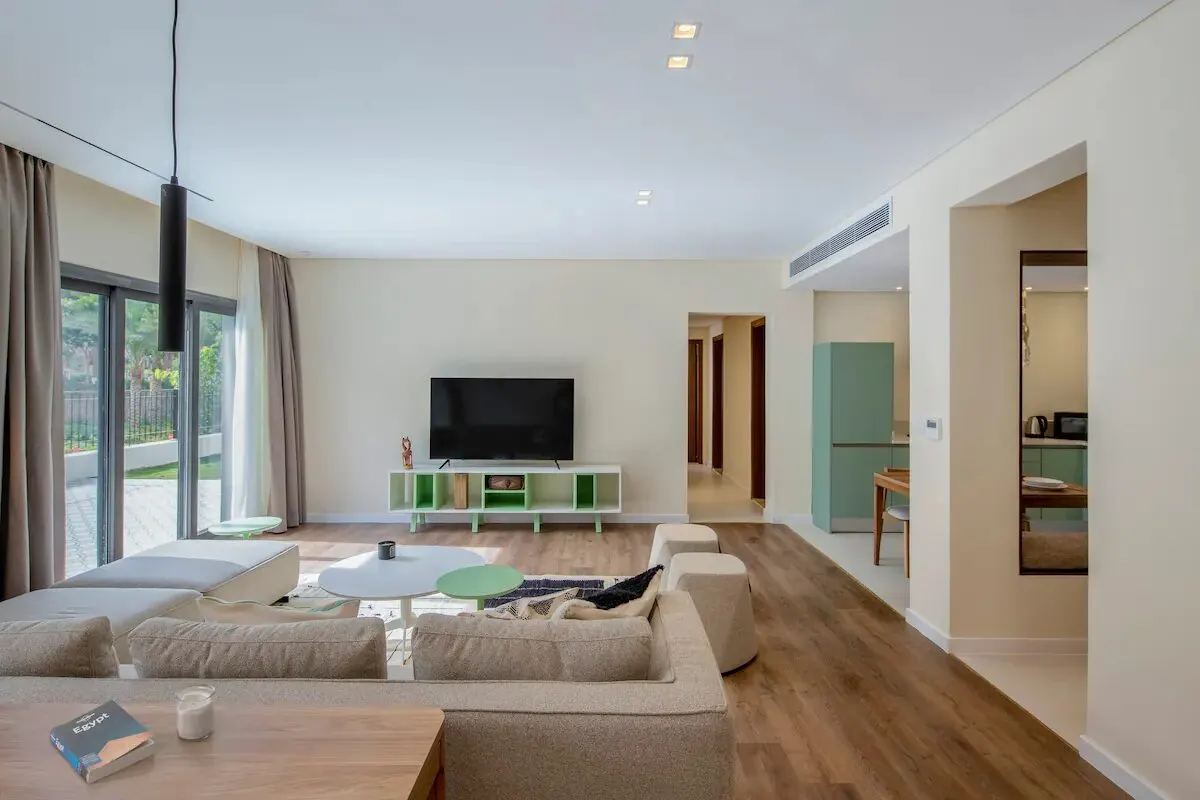 New Cairo 2BR Garden Apartment Near EDNC & CFC Mall