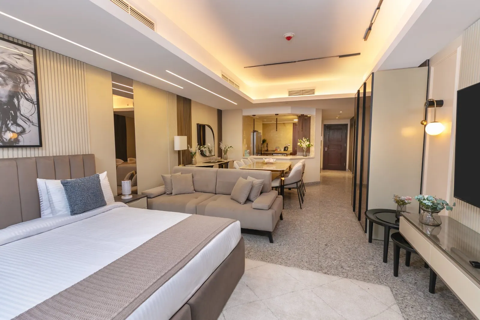 Floor 19 Kitchen & Dining — Suite, Maadi