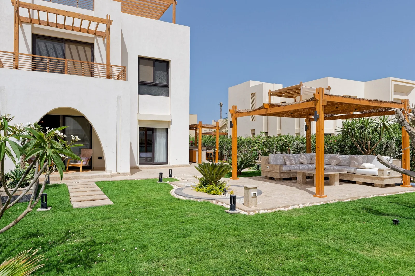Luxury APT - 3BR - Shedwan