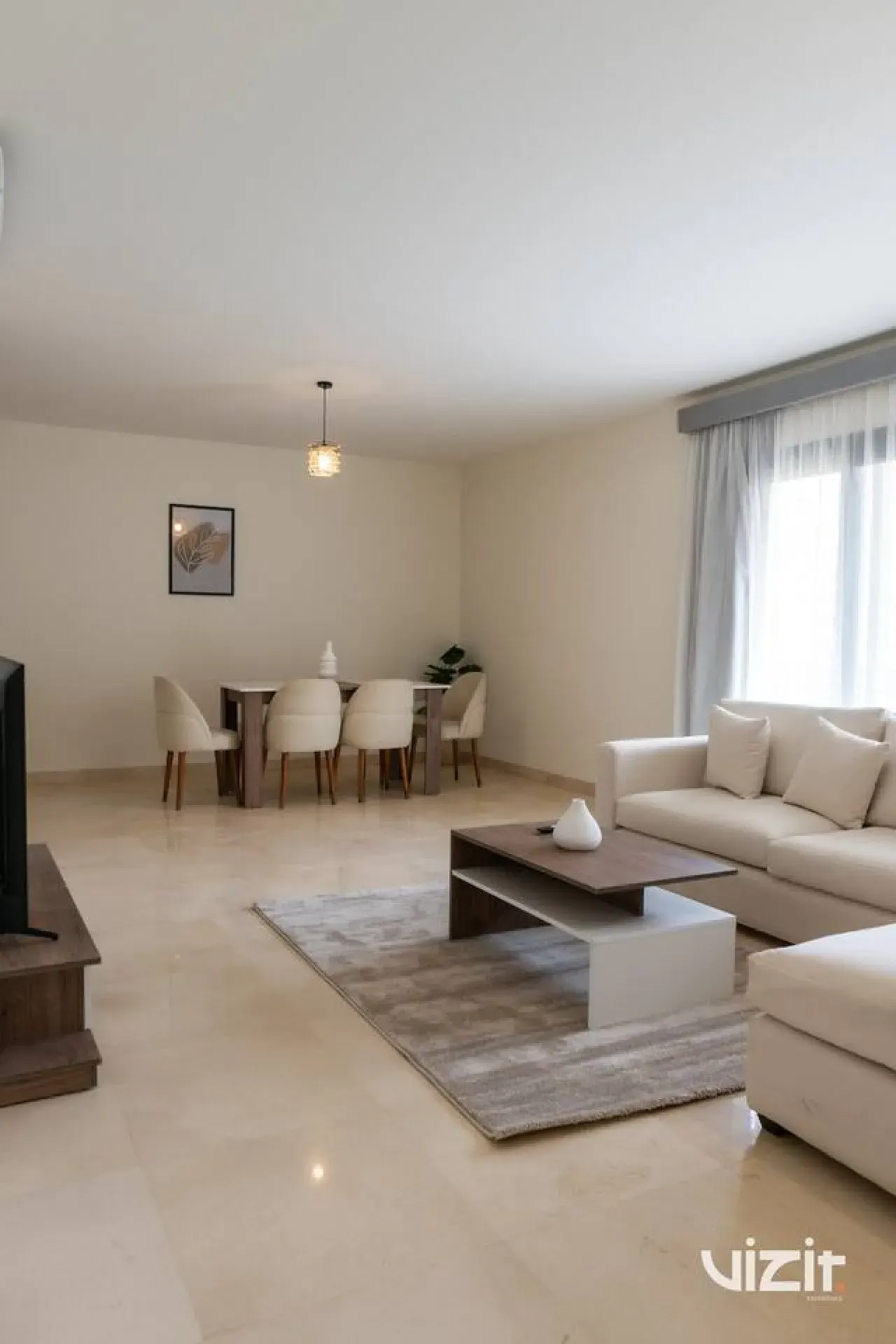 3-Bedroom Apartment · O West