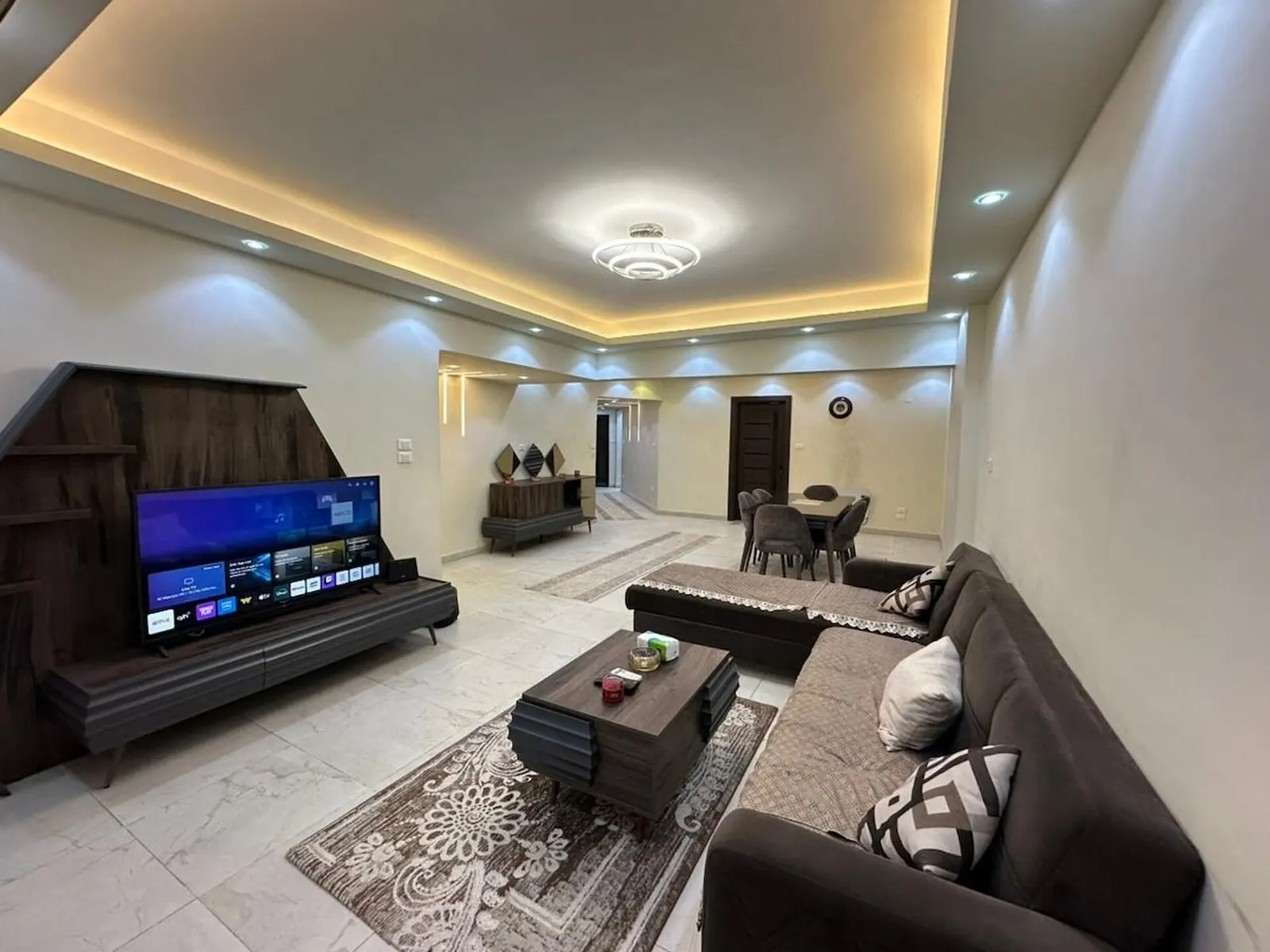 Marble-Floor Street-View Home — 3-Bedroom, Zamalek