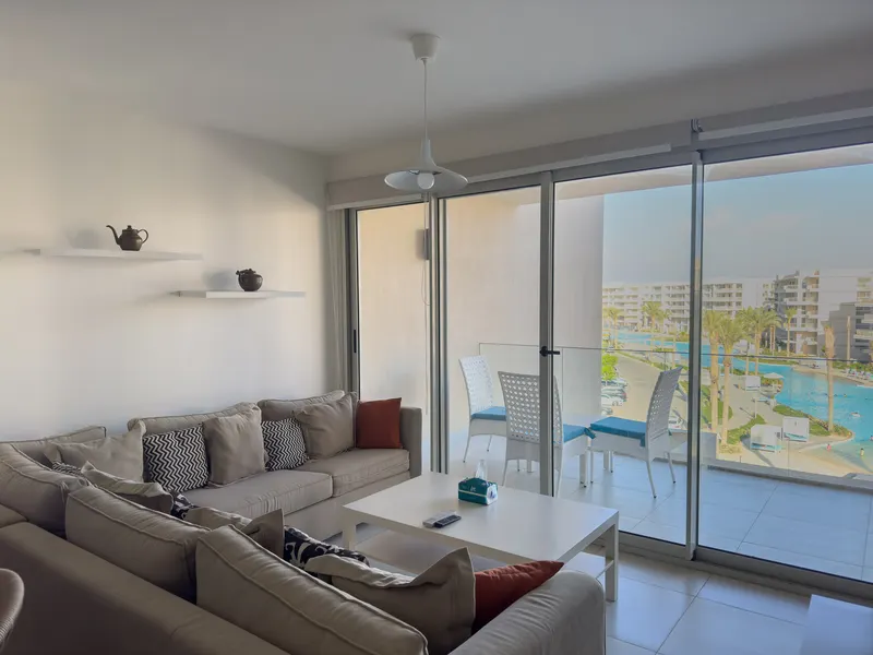 1BR Lagoon View Marina — photo 3