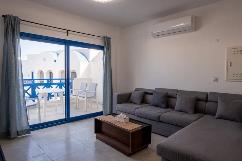 1BR PoolView | Greek Marassi — photo 3