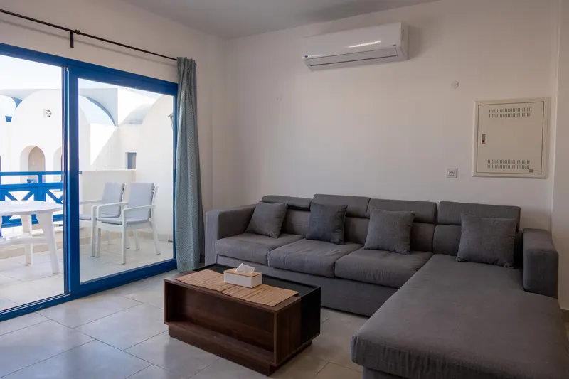 1BR PoolView | Greek Marassi — photo 5