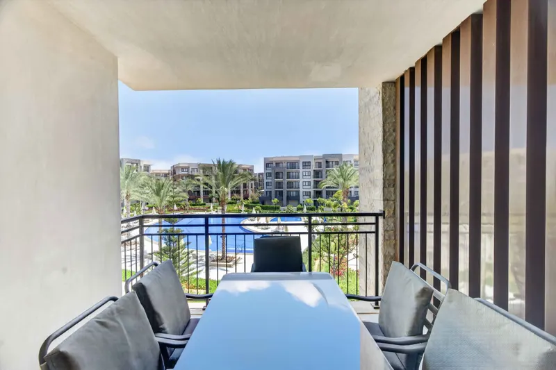1BDR Pool View Marina 1