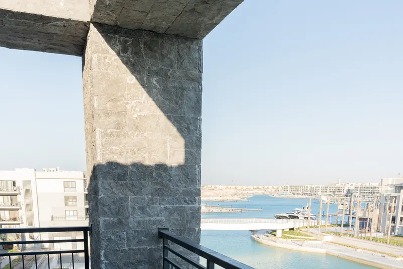 1BR | Chalet Canal view