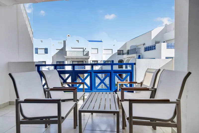 1BR · Greek Village