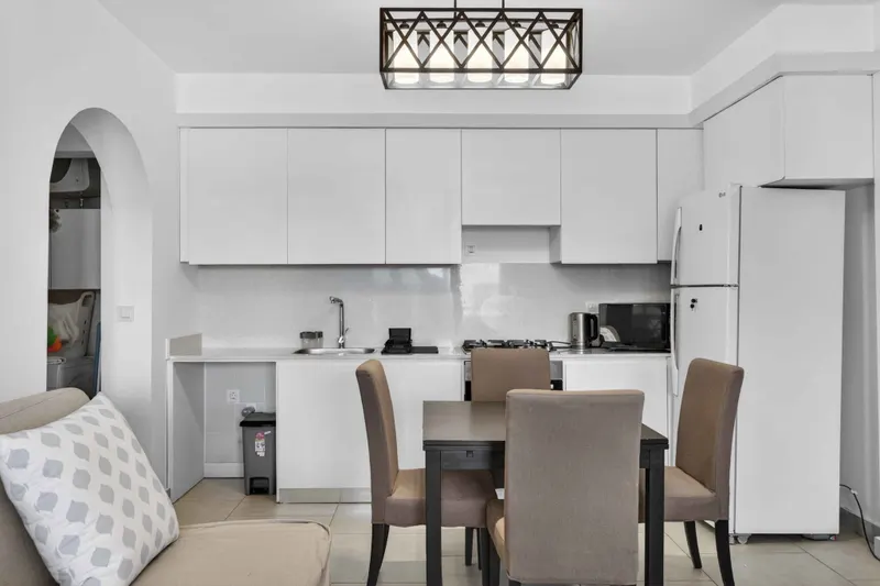 1BR · Greek Village — photo 5