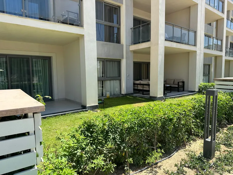 2BR +Garden | West