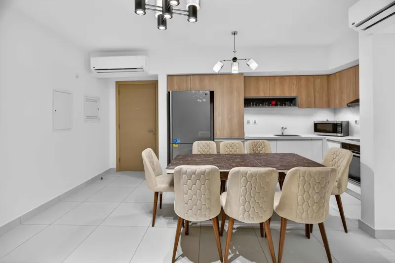 2BR Lagoon View | Marina Views — photo 5