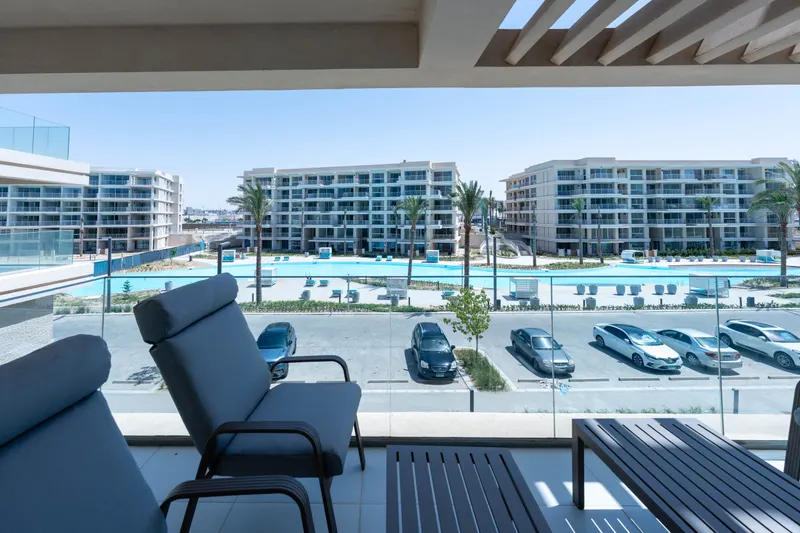 2BR LagoonView Marassi