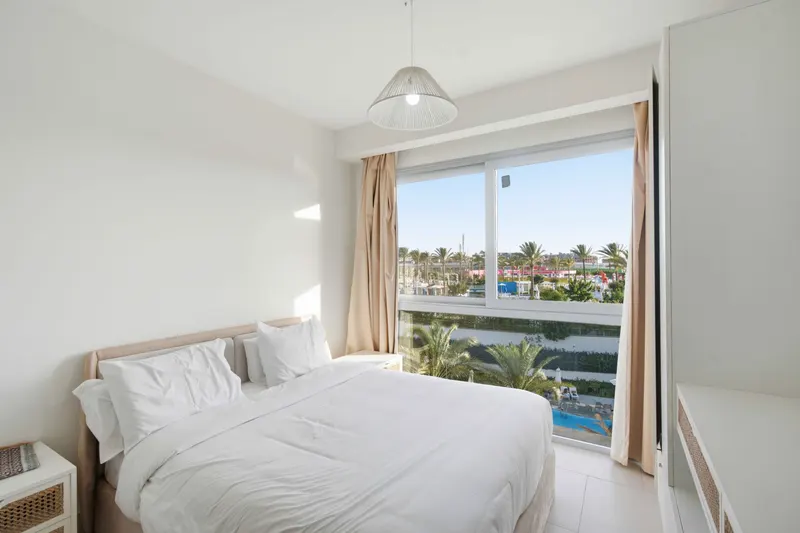 2BDR Serviced Pool view Aprt · Lea, photo 8