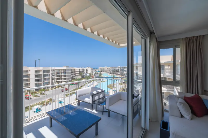 3BR + Nanny Lagoon & Partial Sea view — photo 2