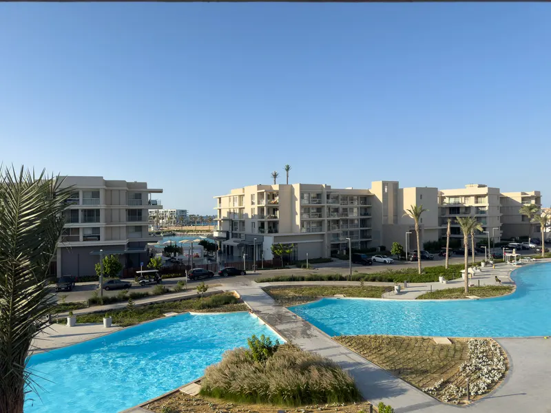 3BR+Nanny Lagoon View & Partial Sea views — photo 3
