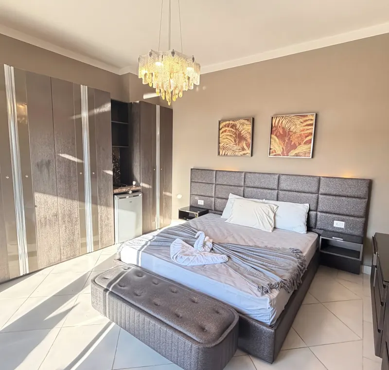 Luxury 3BR Duplex · Verdi · Marassi