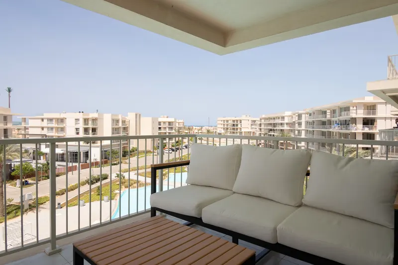 Marina Views 3BR + Nanny — photo 2
