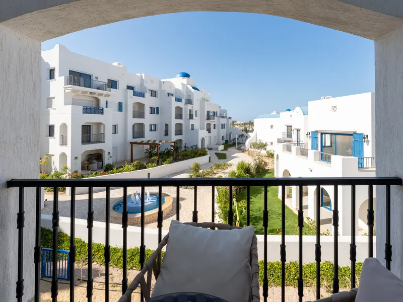 Modern 1BR | Marassi Greek