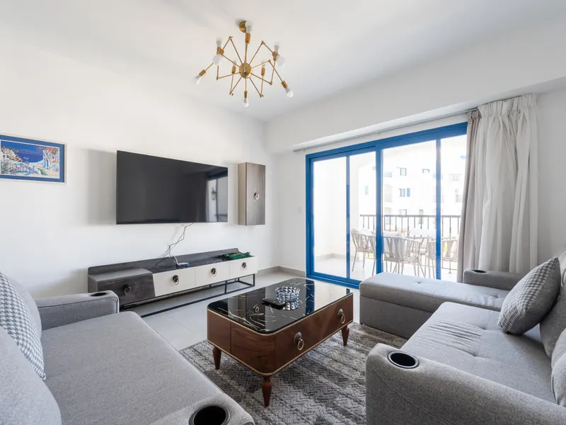 Modern 1BR | Marassi Greek — photo 5