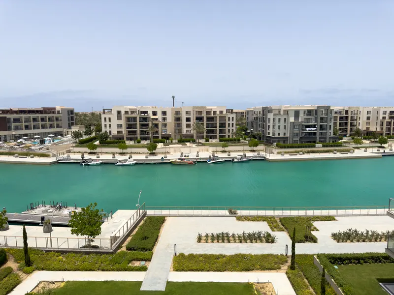 Vacation 3BR Lagoon at Marassi