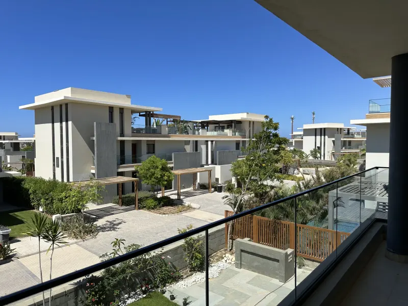 55C Bayhomes 6 Bedroom Quad Chalet — photo 2
