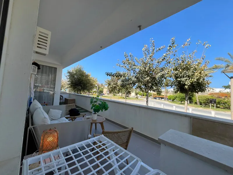 B02-G03 Beachtown 2 Bedroom Apartment, photo 3