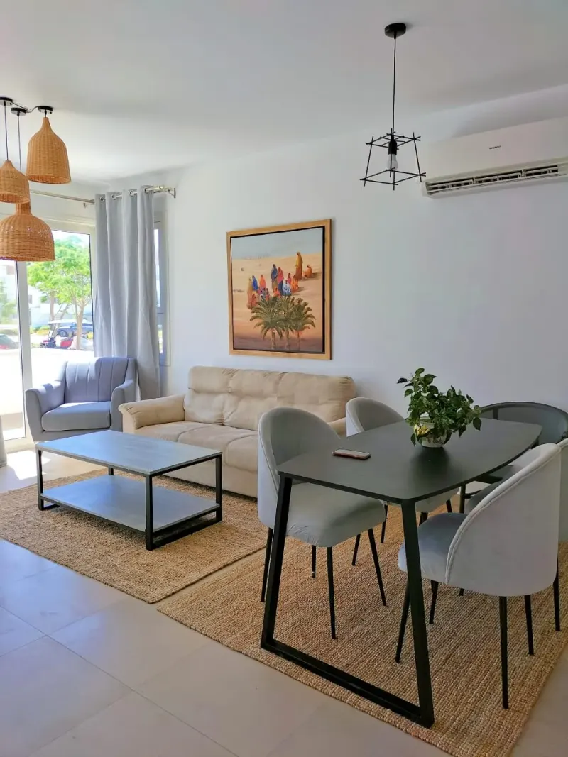 B02-G04 Beachtown 2 Bedroom Apartment, photo 2