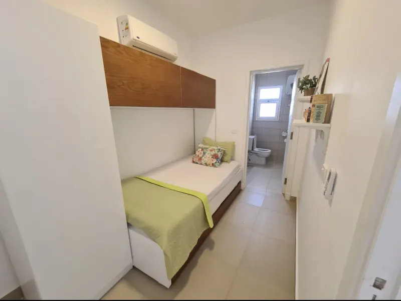 C01-S07 Beachtown 2 bedroom + Maid's Room Apartment — photo 3